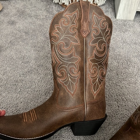 Cowboy Boots! - Picture 2 of 3